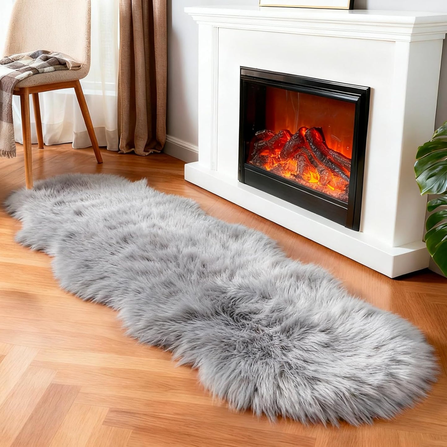 Faux Fur Rug Sheepskin Shag Fluffy Fuzzy Beige 2X3 Ft Small Rugs for Bedroom Bedside Bed Floor Living Room Plush High-Density Cushion Carpet Super Sofa Cover